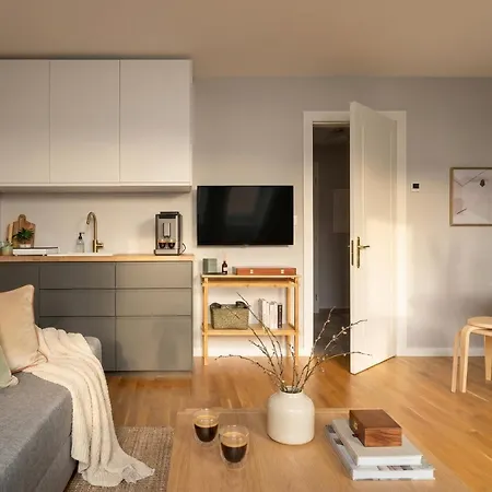 Appartement Turnkey I Angelo Roma Prague