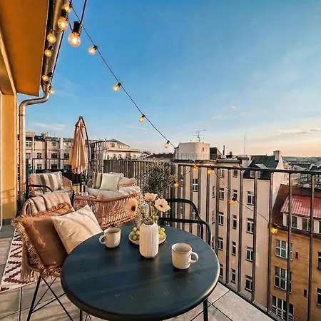 Appartement Turnkey I Angelo Roma Prague