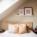 Turnkey I Angelo Roma Apartment Prague