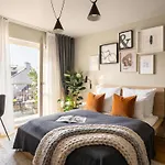 Turnkey I Angelo Roma Apartament Praga
