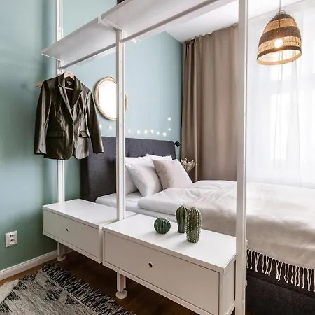 Turnkey I Angelo Roma Apartment Prag