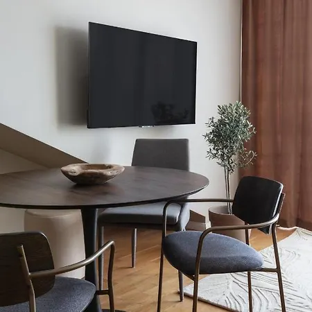 Turnkey I Angelo Roma * Prag