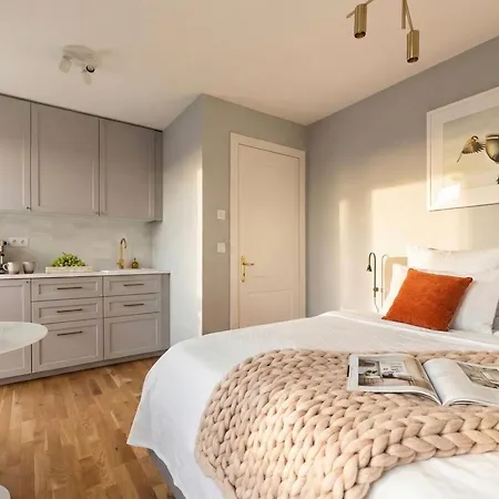 Turnkey I Angelo Roma Prag