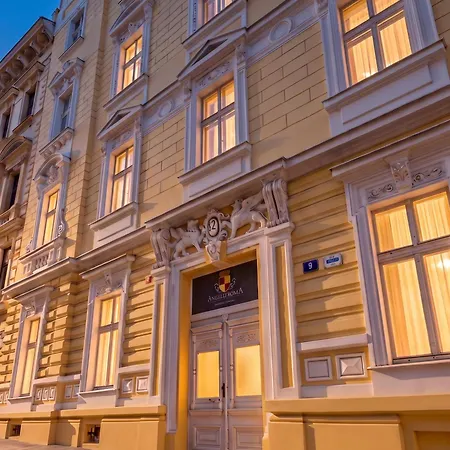 Turnkey I Angelo Roma Apartman Prága