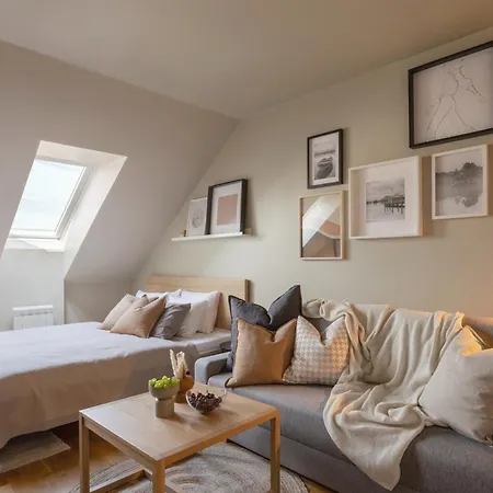Apartamento Turnkey I Angelo Roma Praga